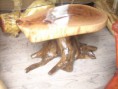 /album/fotogaleria/mesa-de-centro-con-base-de-raiz-de-peral-y-cubierta-de-rauli-jpg/